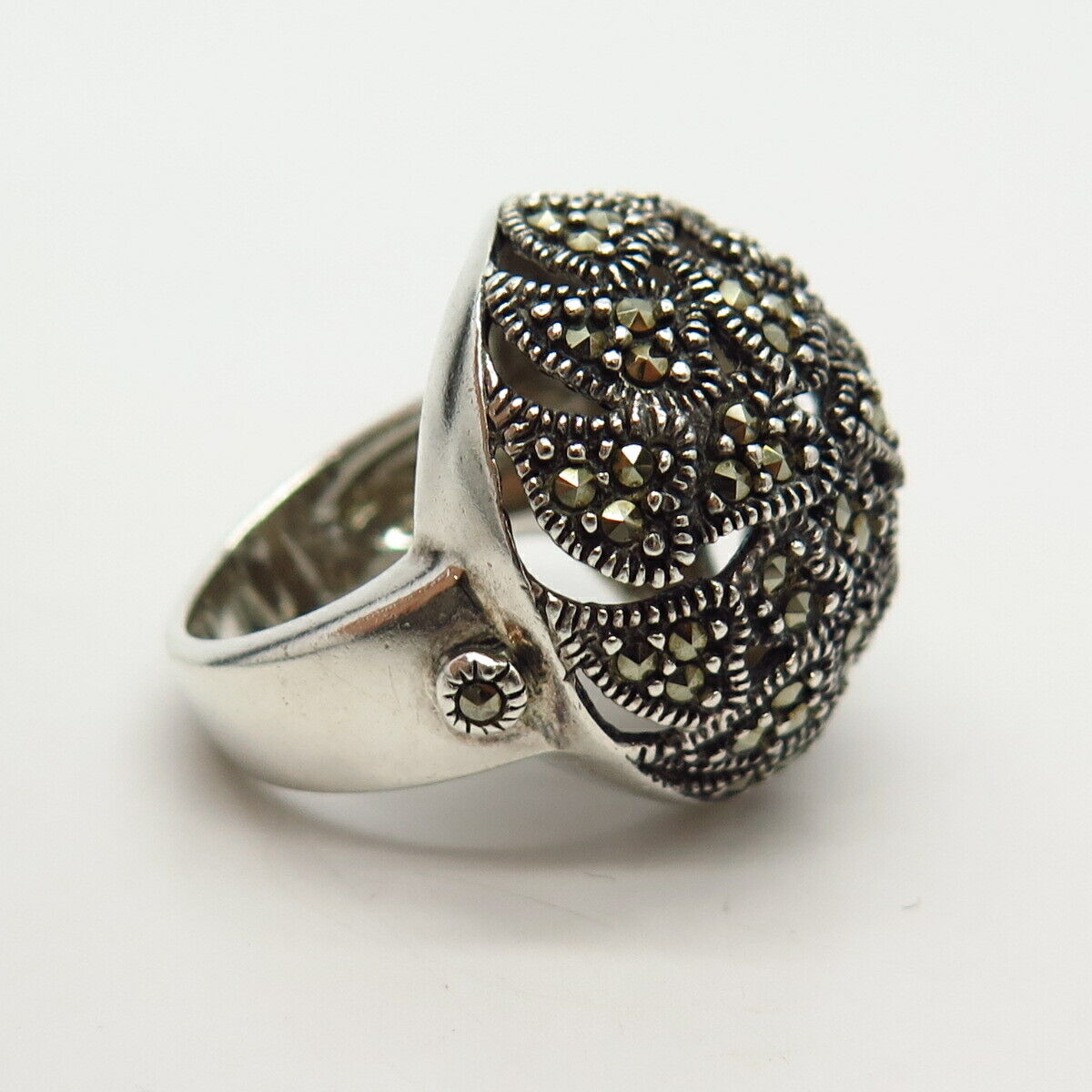 925 Sterling Silver Real Marcasite Gem Heart Design Ring Size 6