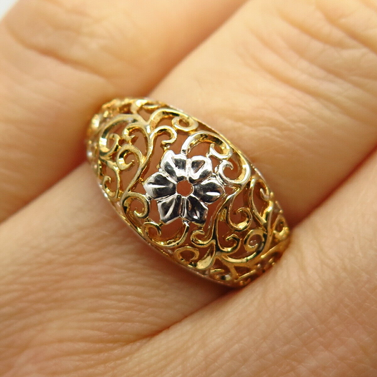 925 Sterling Silver 2-Tone Floral Ornate Design Ring