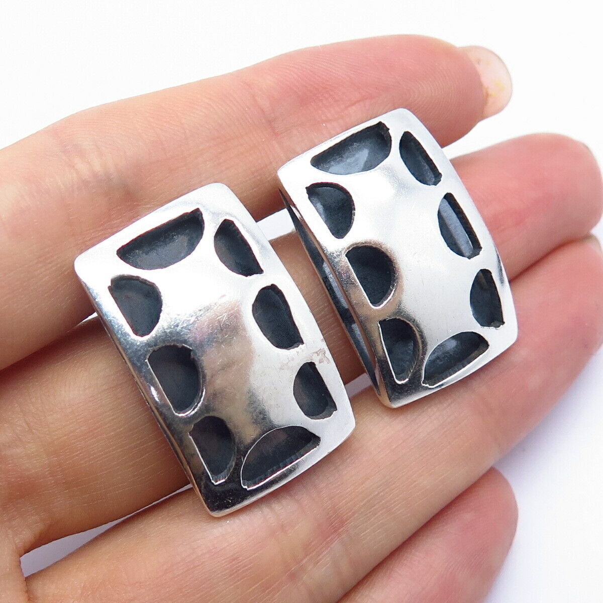 925 Sterling Silver Vintage Mexico Cutout Clip On Earrings