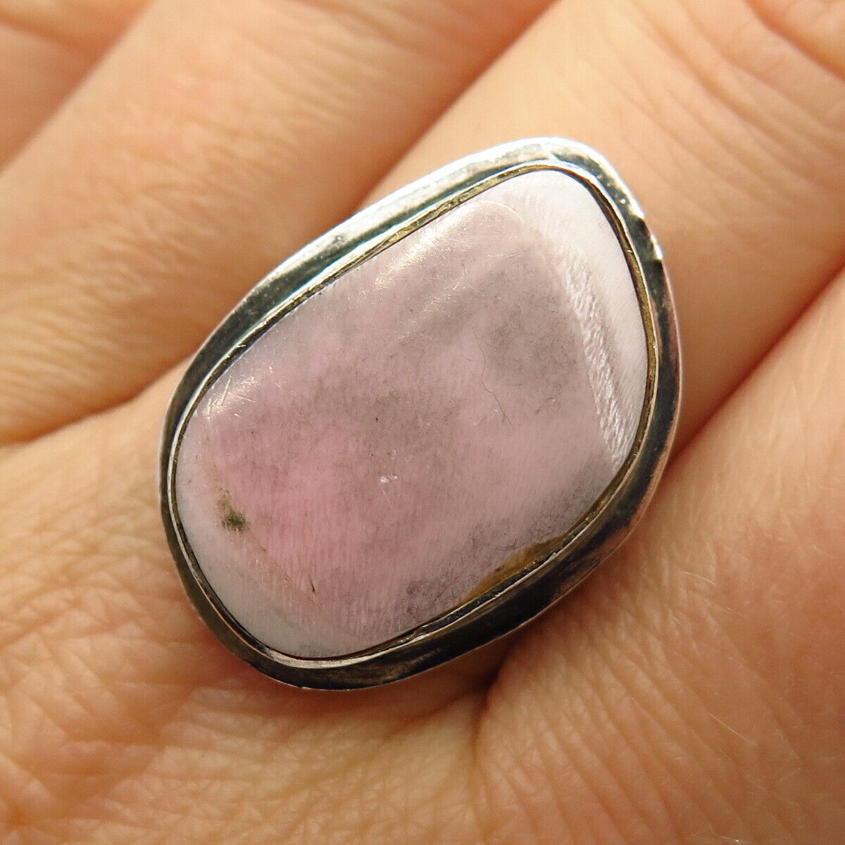 925 Sterling Silver Pink Mother-of-Pearl Signet Ring 8