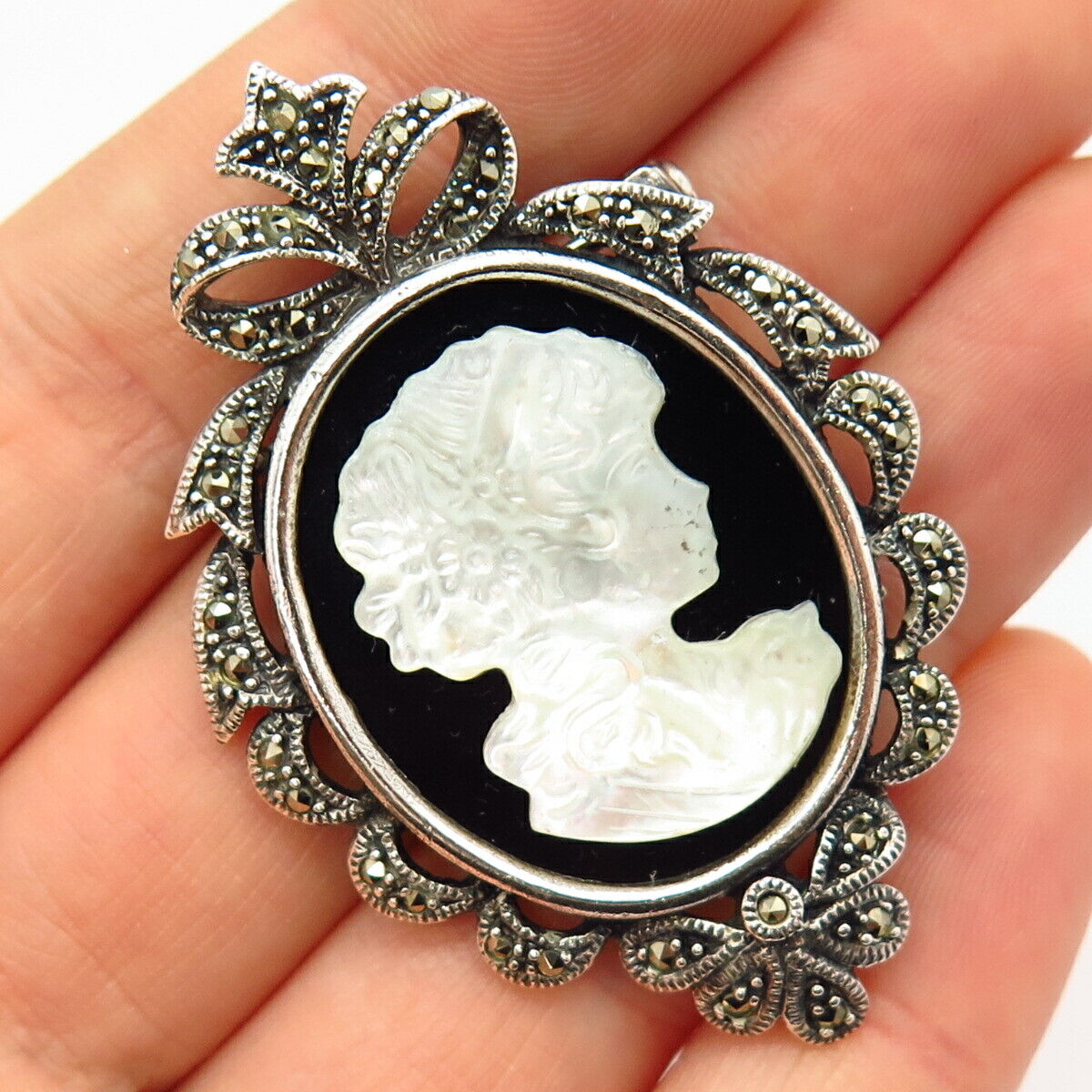 925 Sterling Black Onyx Marcasite Gem & MOP Cameo Victorian Lady Brooch /Pendant