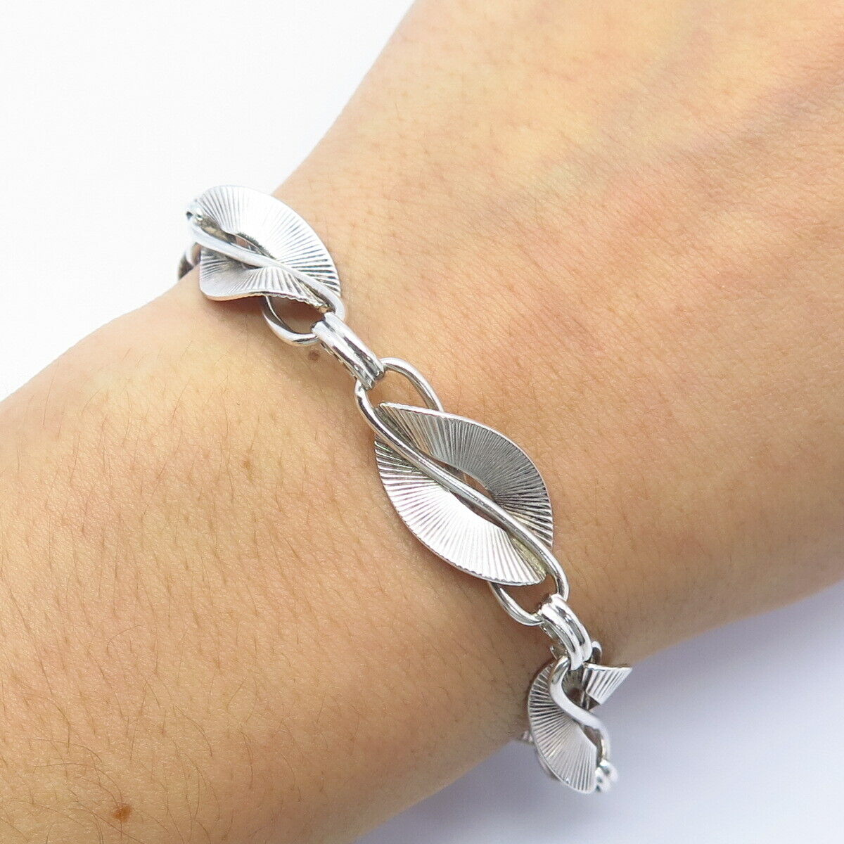 925 Sterling Silver Antique Danecraft Leaves Design Link Bracelet 7 1/4"