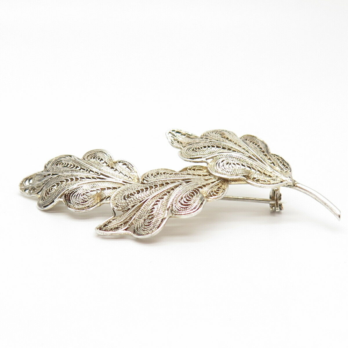 800 Silver 2-Tone Vintage Filigree Leaves Design Pin Brooch