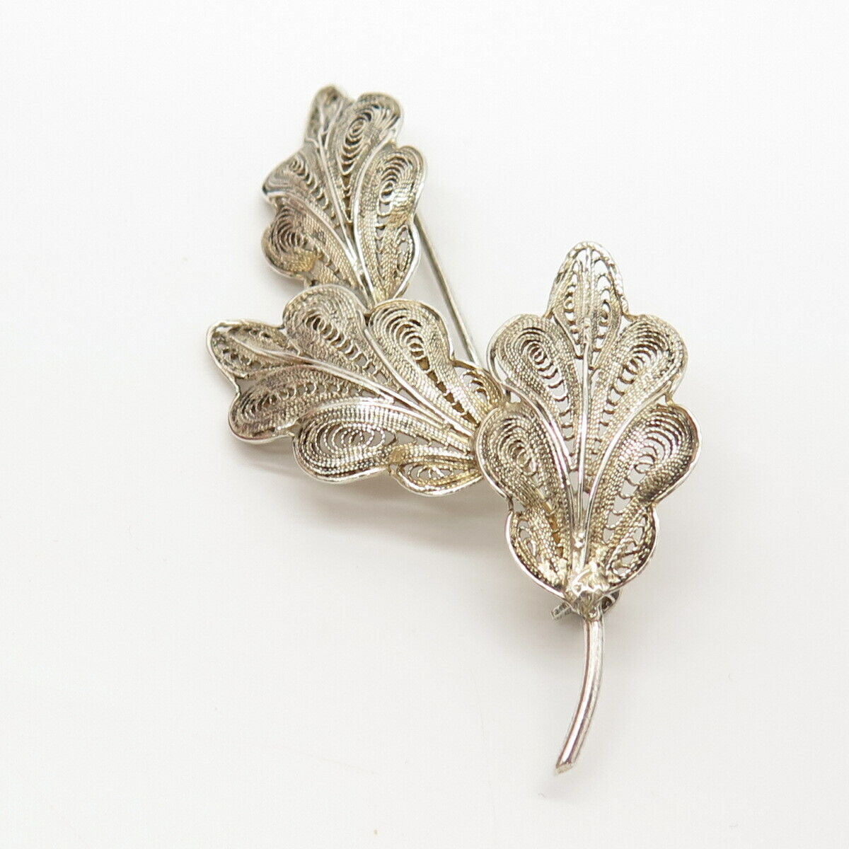 800 Silver 2-Tone Vintage Filigree Leaves Design Pin Brooch