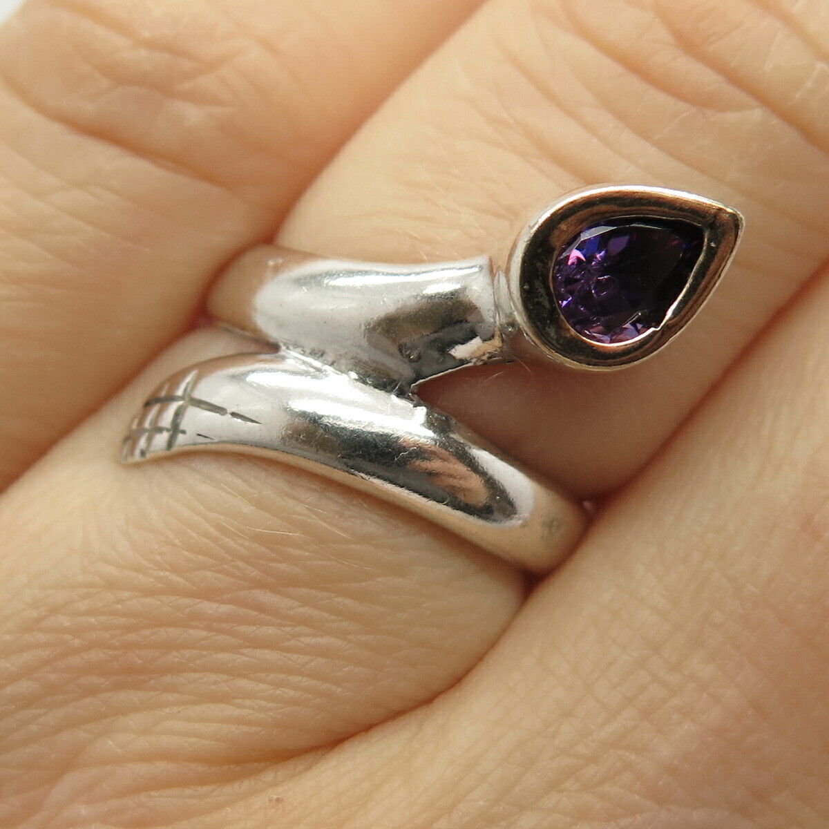 925 Sterling Silver 2-Tone Amethyst-Tone C Z Bypass Ring Size 5 3/4