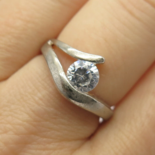 925 Sterling Silver Round-Cut C Z Engagement Ring Size 8