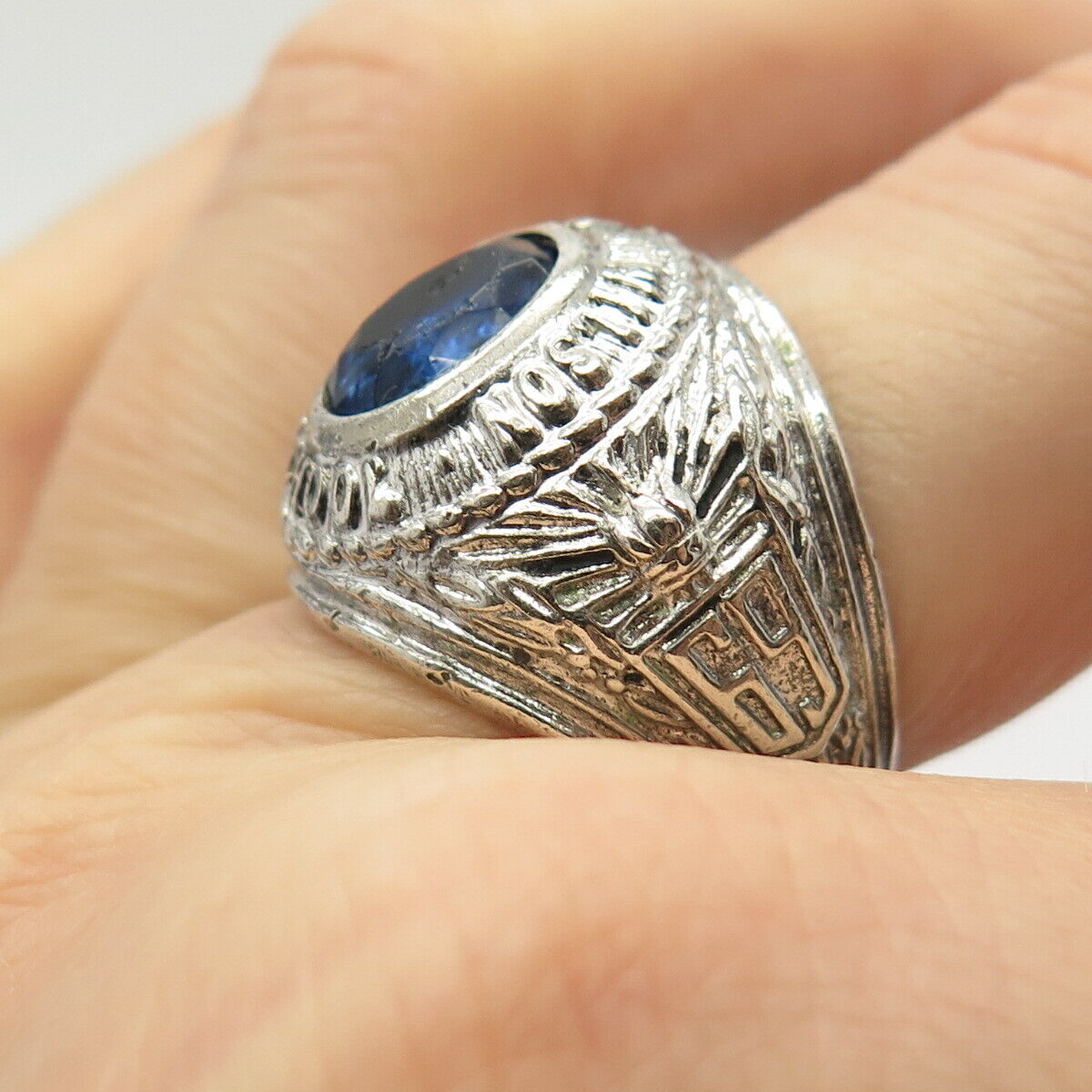 925 Sterling Vintage 1969 Blue Glass Woodrow Wilson School Ring Size 8