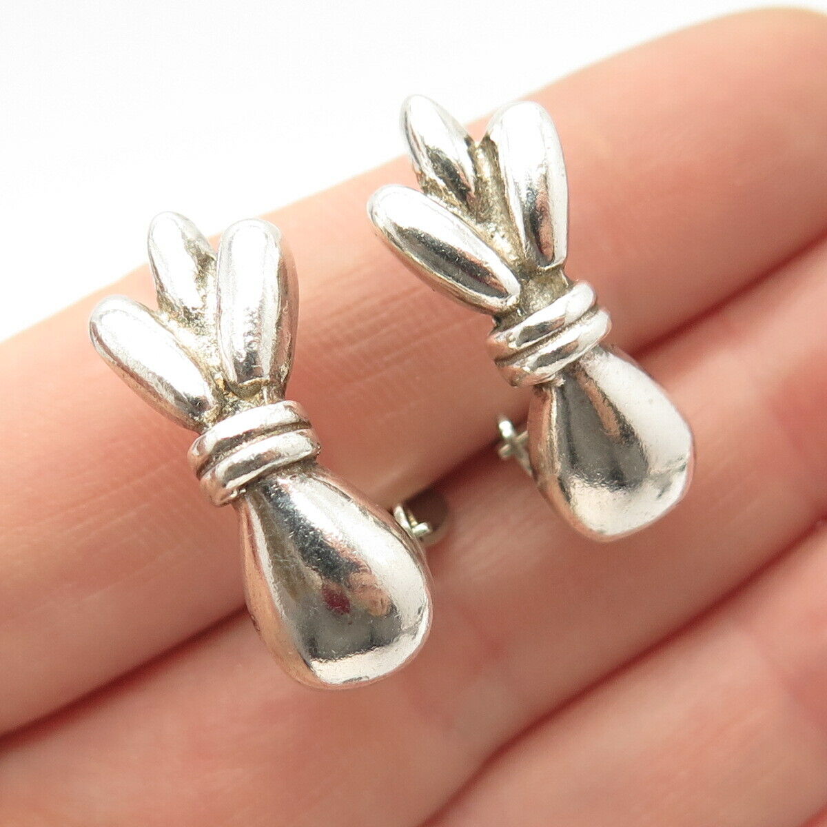 925 Sterling Silver Vintage Floral Clip On Earrings