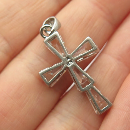 925 Sterling Silver C Z Cross Pendant