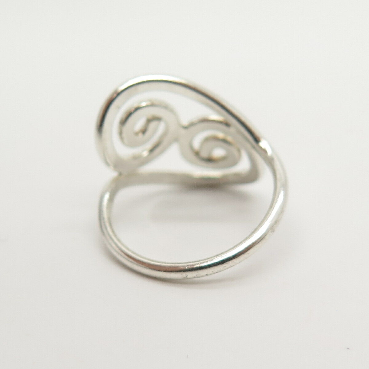 925 Sterling Silver Cutout Swirl / Spiral Ring Size 4.5