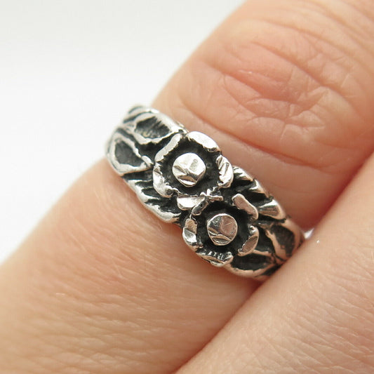 925 Sterling Silver Floral Ring Size 4 3/4