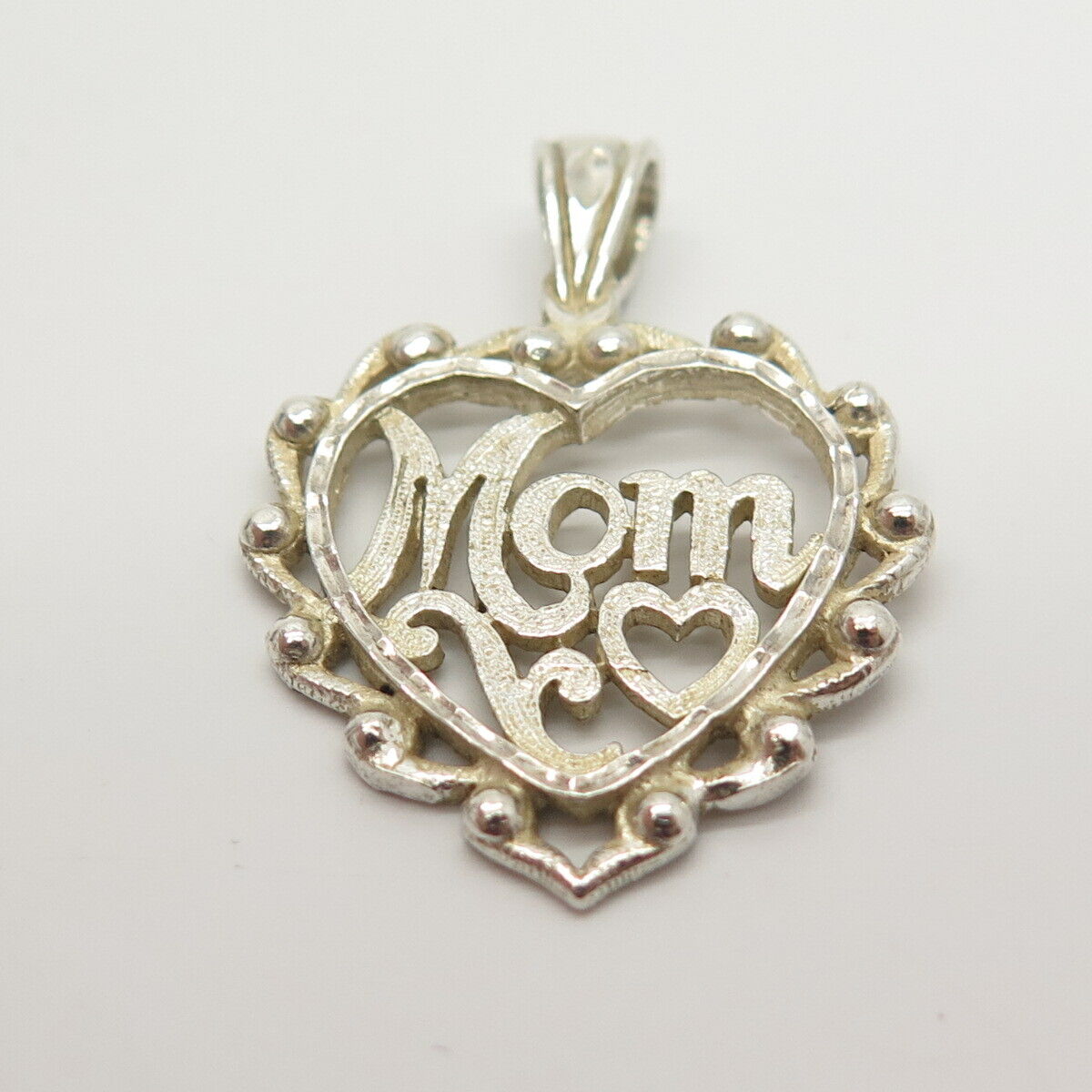 925 Sterling Silver "Mom" Ornate Heart Pendant