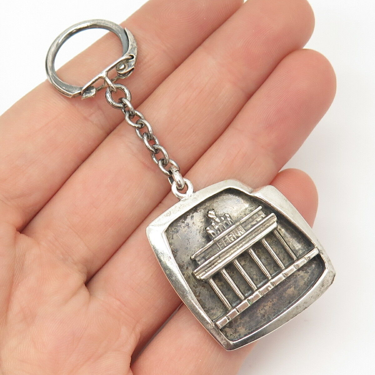 835 Silver Vintage "Berlin" Brandenburg Gate Key Ring