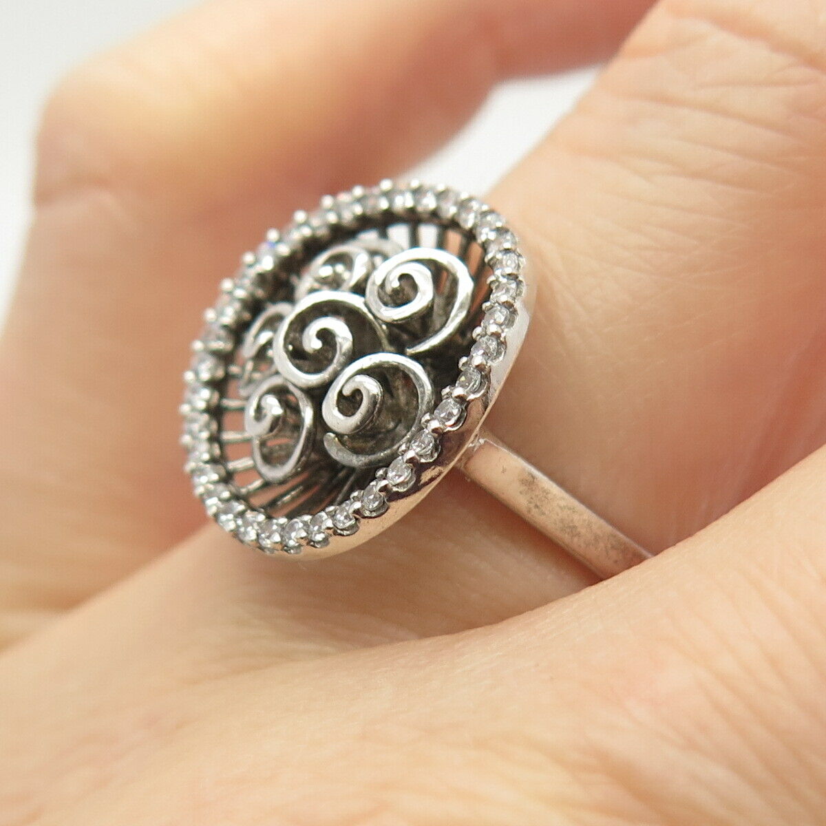 925 Sterling Silver Pave C Z Swirl Design Ring Size 7