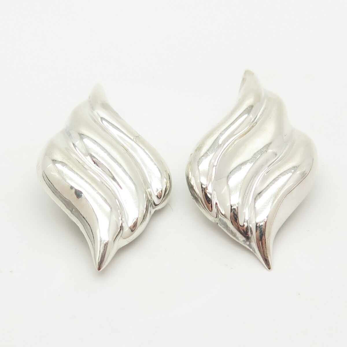 925 Sterling Silver Vintage Mexico Ribbed Hollow Clip On Earrings