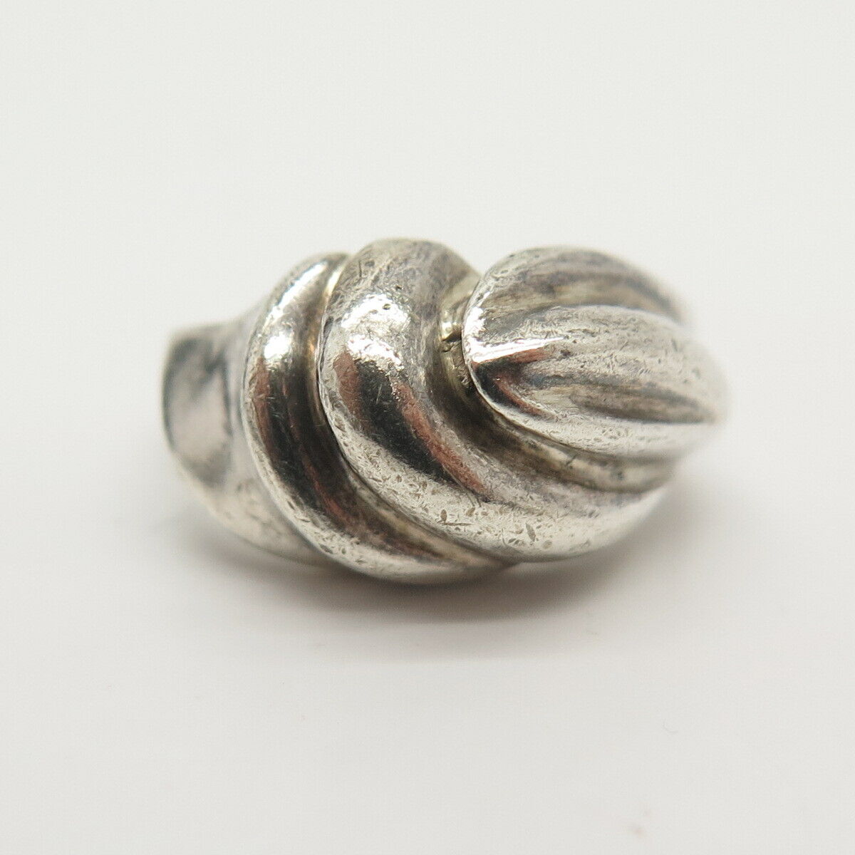 925 Sterling Sillver Vintage Ribbed Ring Size 7 1/4