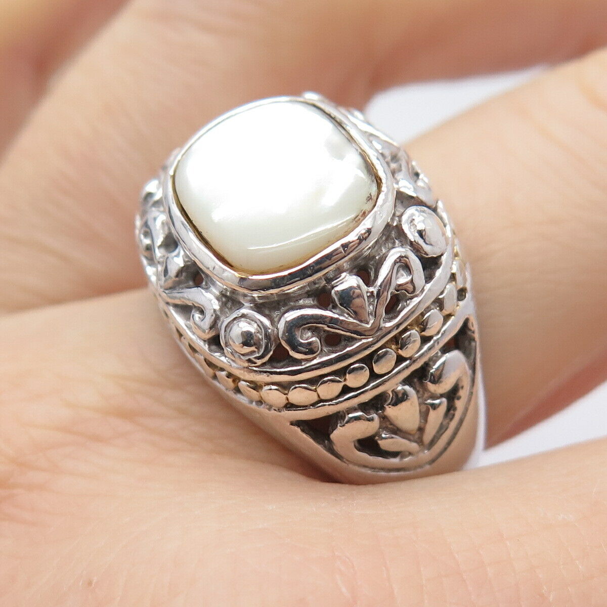 925 Sterling Silver Vintage Real Mother-of-Pearl Ring Size 10