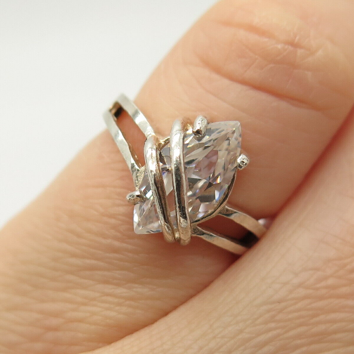 925 Sterling Silver C Z Solitaire Ring Size 5