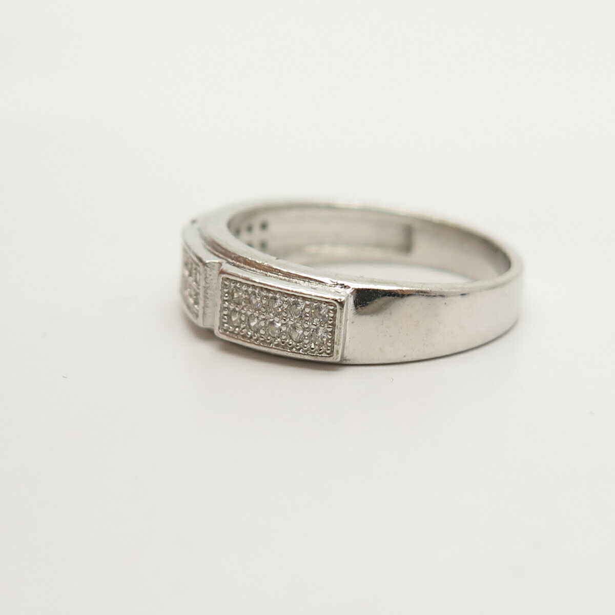 925 Sterling Silver Pave C Z Ring Size 5 3/4