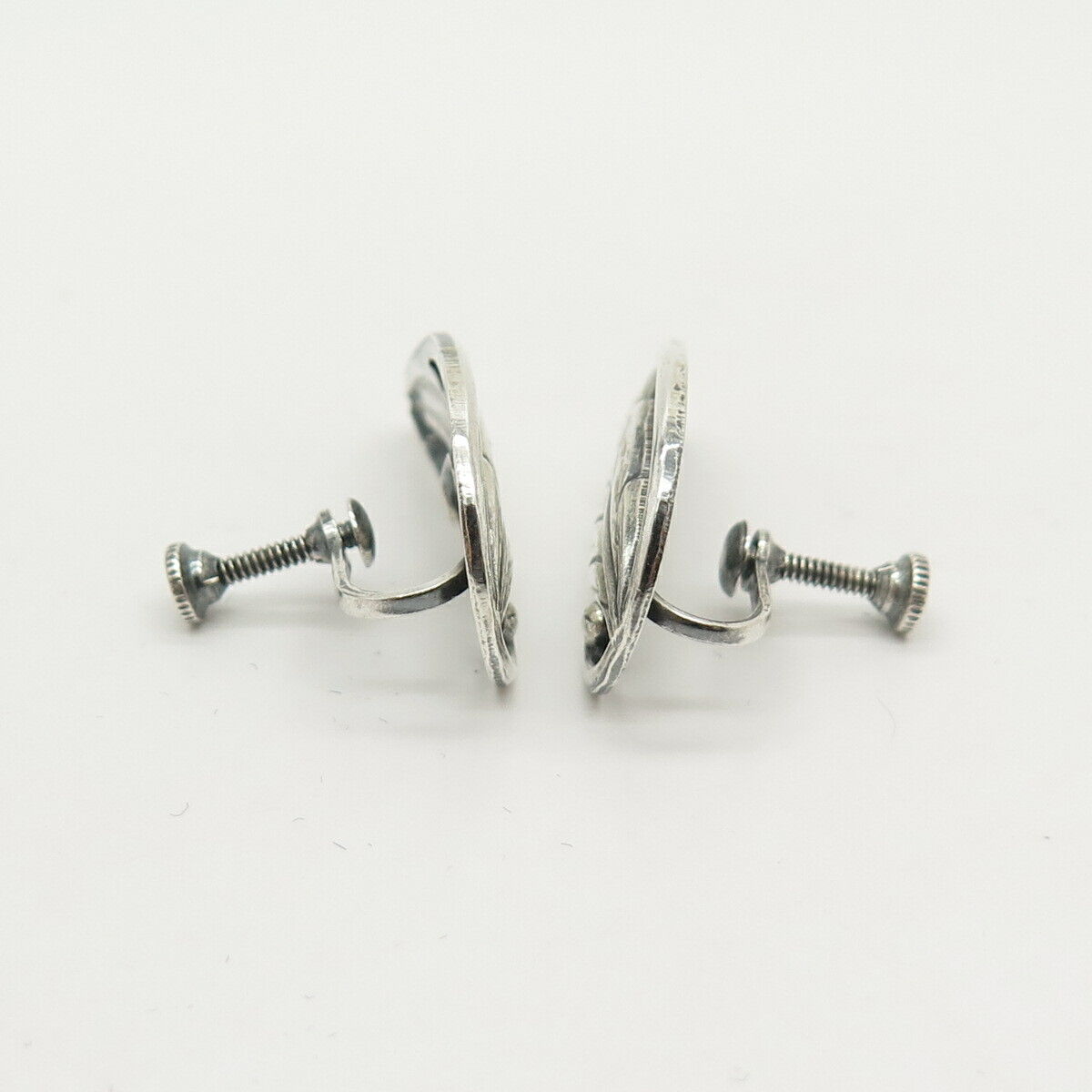 925 Sterling Silver Vintage Leaf Design Screw Back Earrings