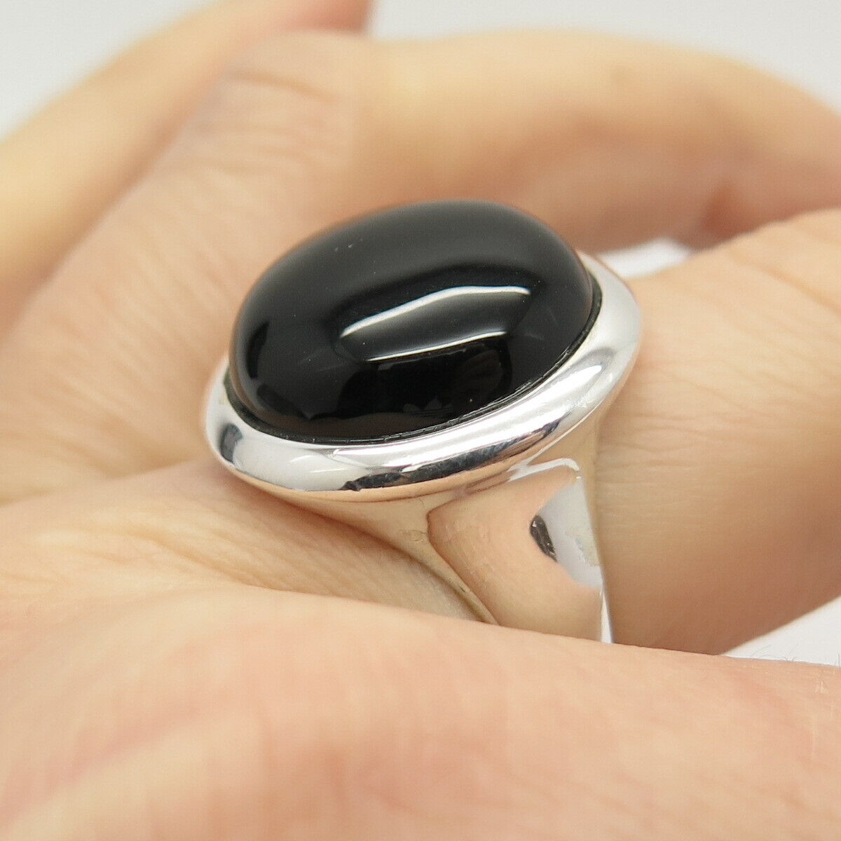 925 Sterling Silver Real Black Onyx Gemstone Ring Size 8