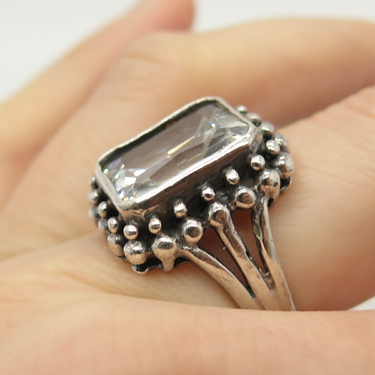 925 Sterling Silver Vintage C Z Beaded Ring Size 7 3/4