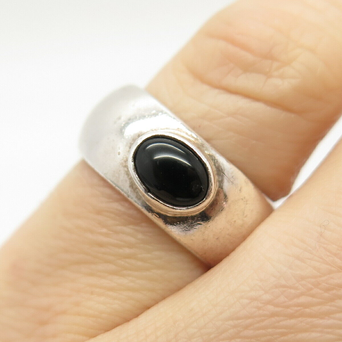 925 Sterling Silver Real Black Onyx Gemstone Ring Size 5.5