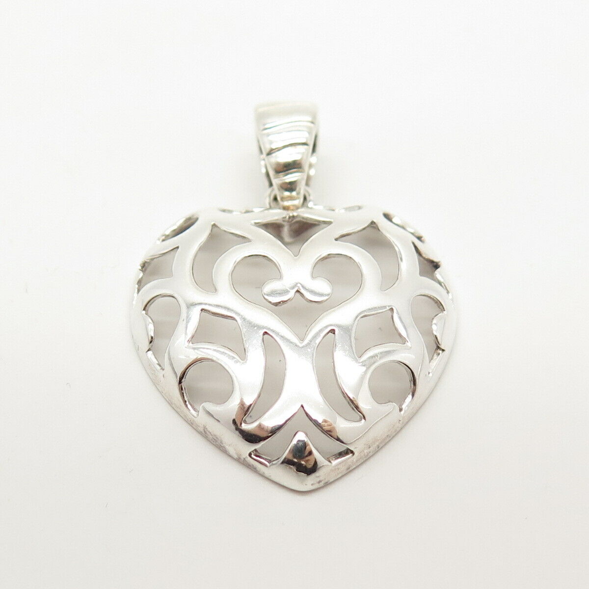 925 Sterling Silver Vintage Italy Milor Swirl Heart Design Pendant