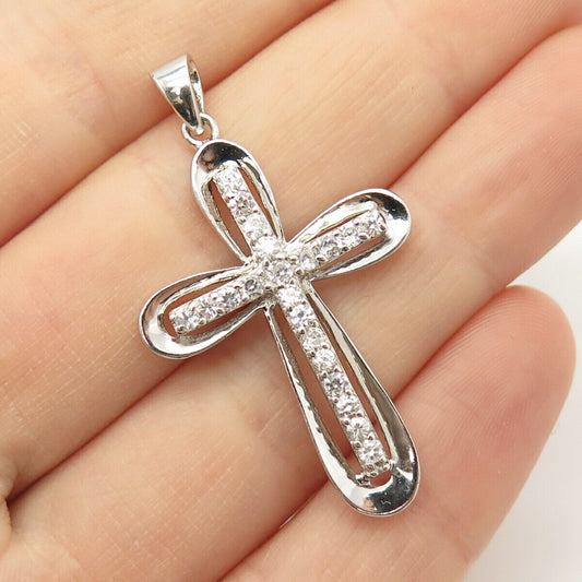 925 Sterling Silver C Z Cross Pendant