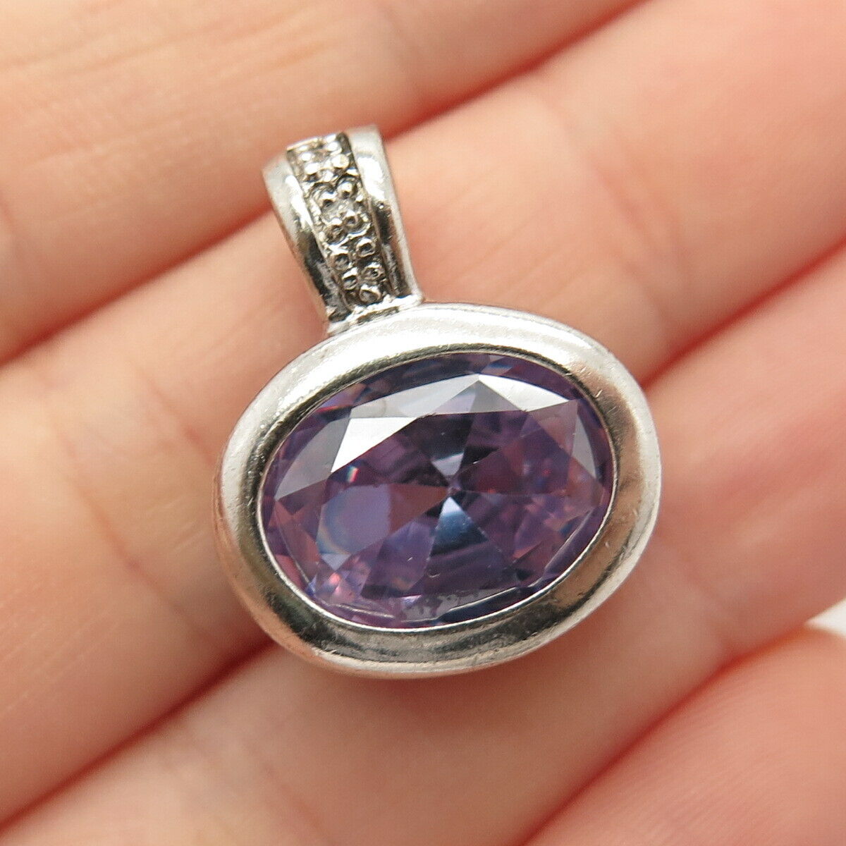 925 Sterling Silver Vintage Amethyst-Tone C Z Pendant