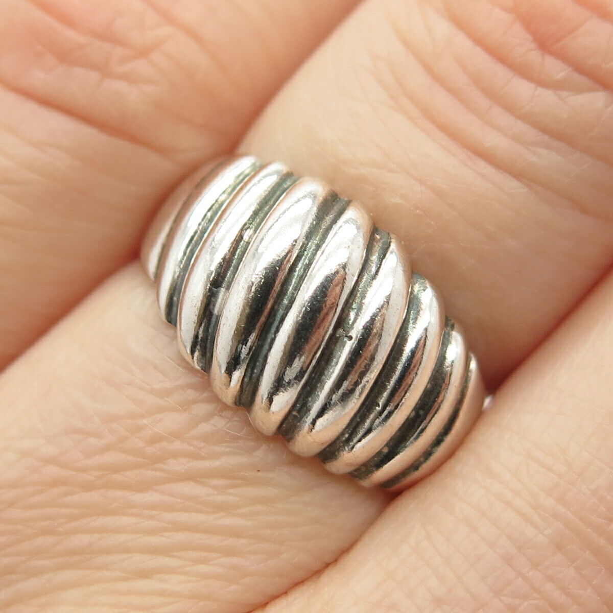 925 Sterling Silver Vintage Ribbed Ring Size 5 3/4