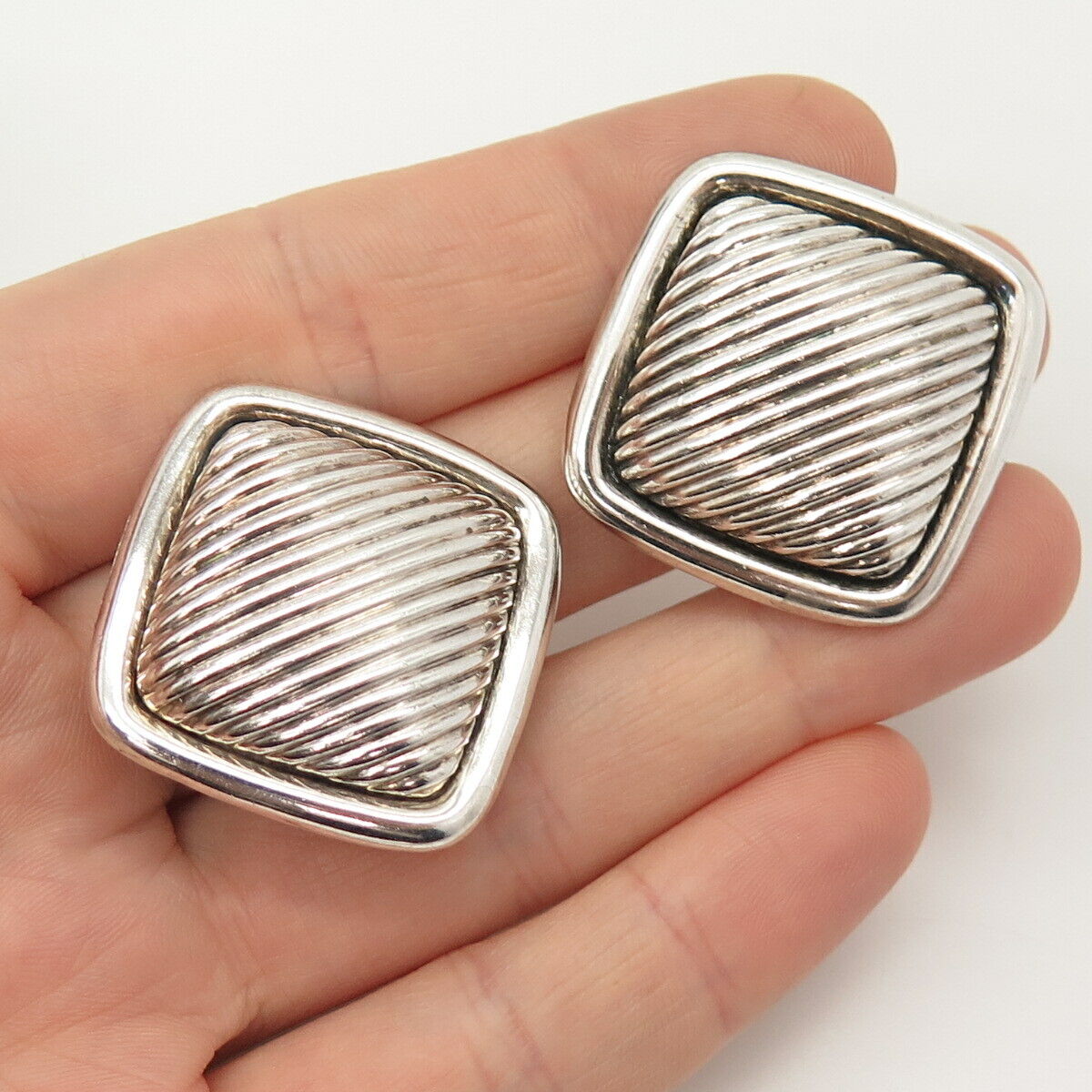 925 Sterling Silver Vintage Mexico Ribbed Clip On Earrings