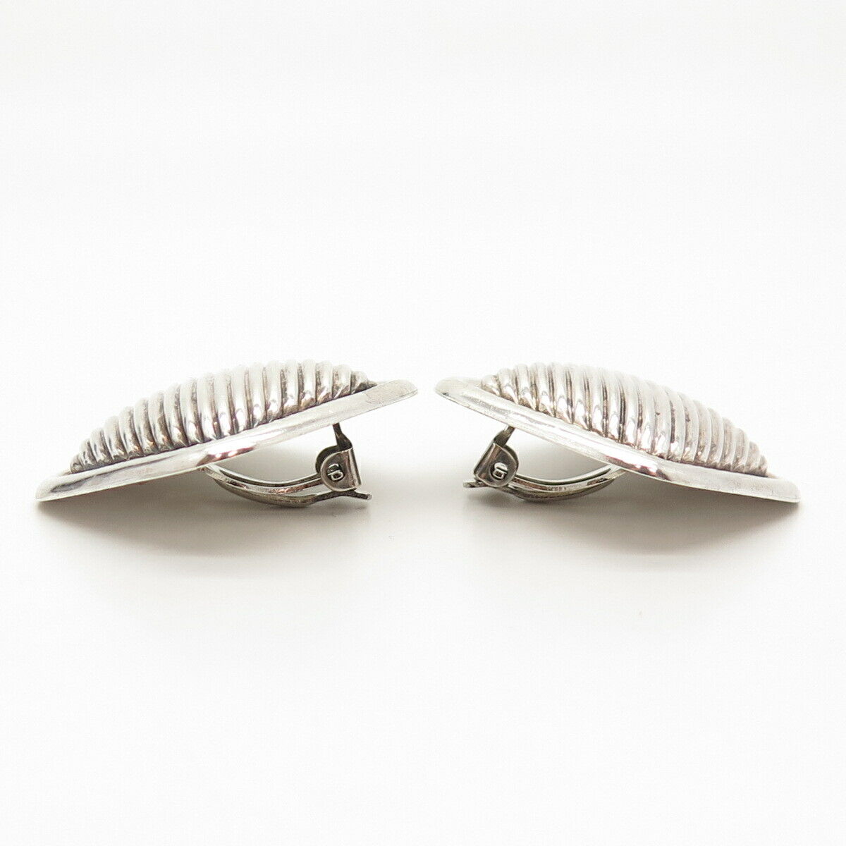 925 Sterling Silver Vintage Mexico Ribbed Clip On Earrings