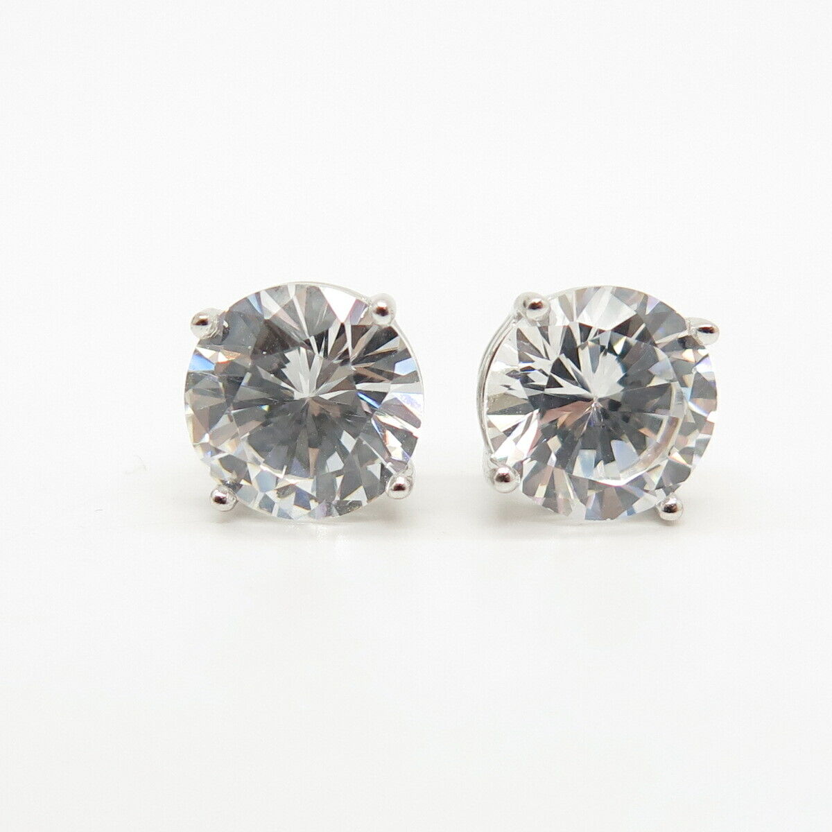 925 Sterling Silver Round-Cut C Z Stud Earrings