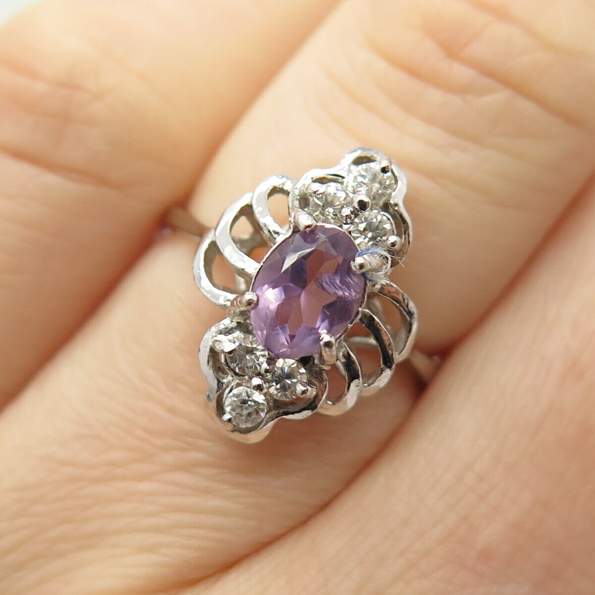 925 Sterling Silver Real Amethyst Gemstone & C Z Ring Size 5 3/4