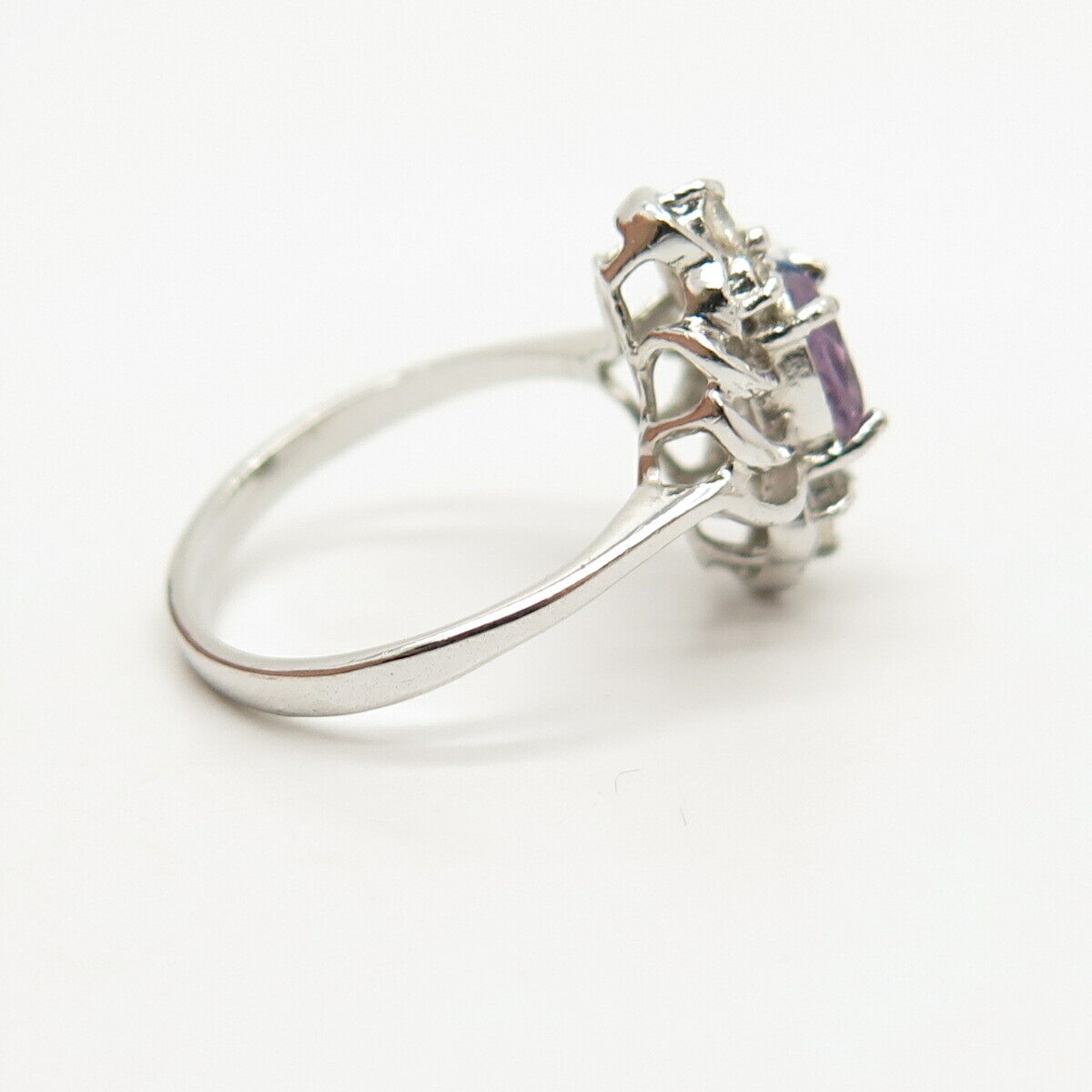 925 Sterling Silver Real Amethyst Gemstone & C Z Ring Size 5 3/4