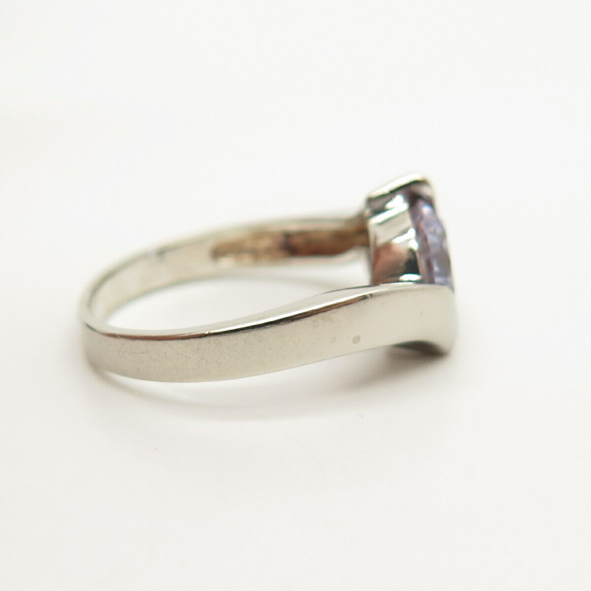 925 Sterling Silver Amethyst-Tone C Z Ring Size 7 1/4