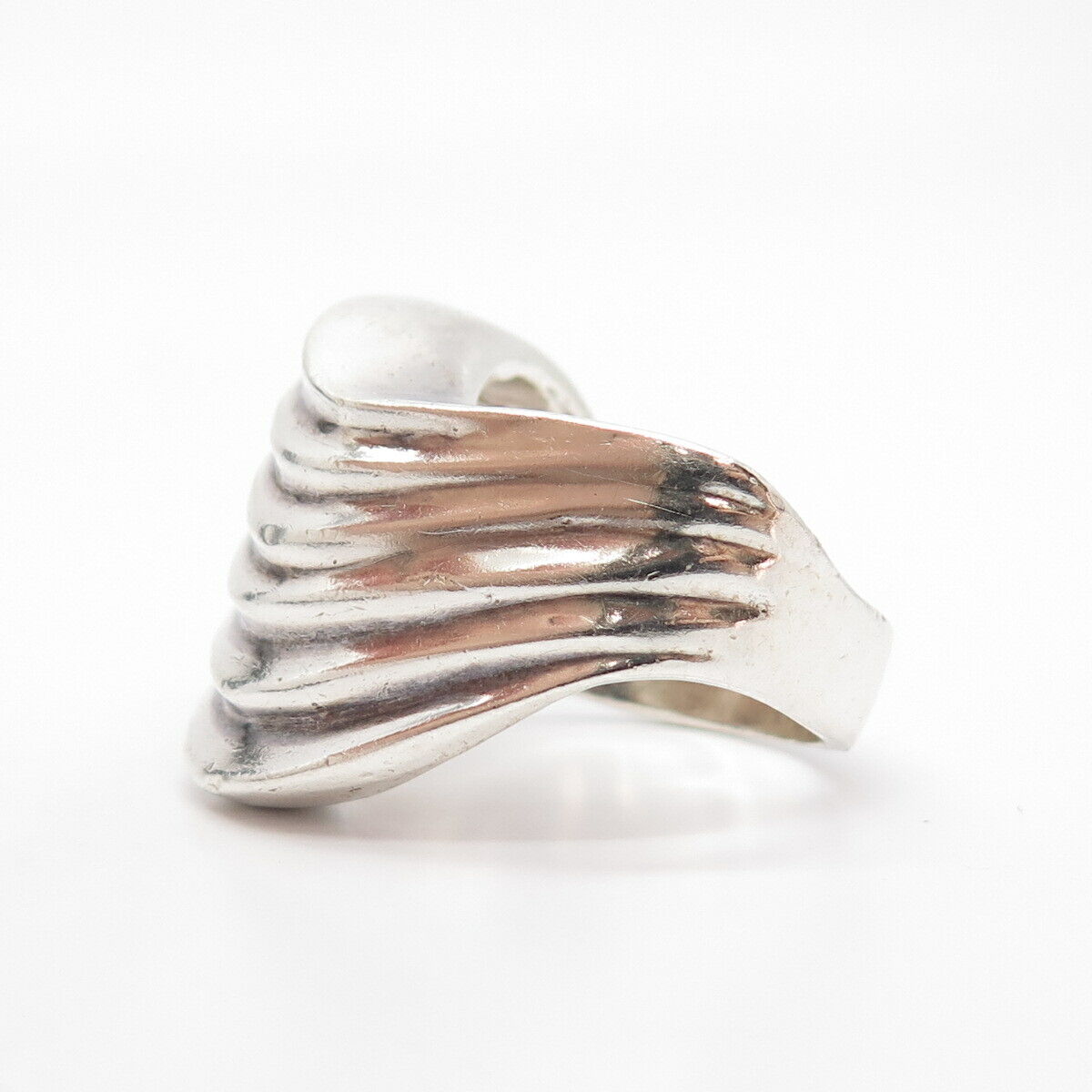 925 Sterling Silver Vintage Wavy Ring Size 9