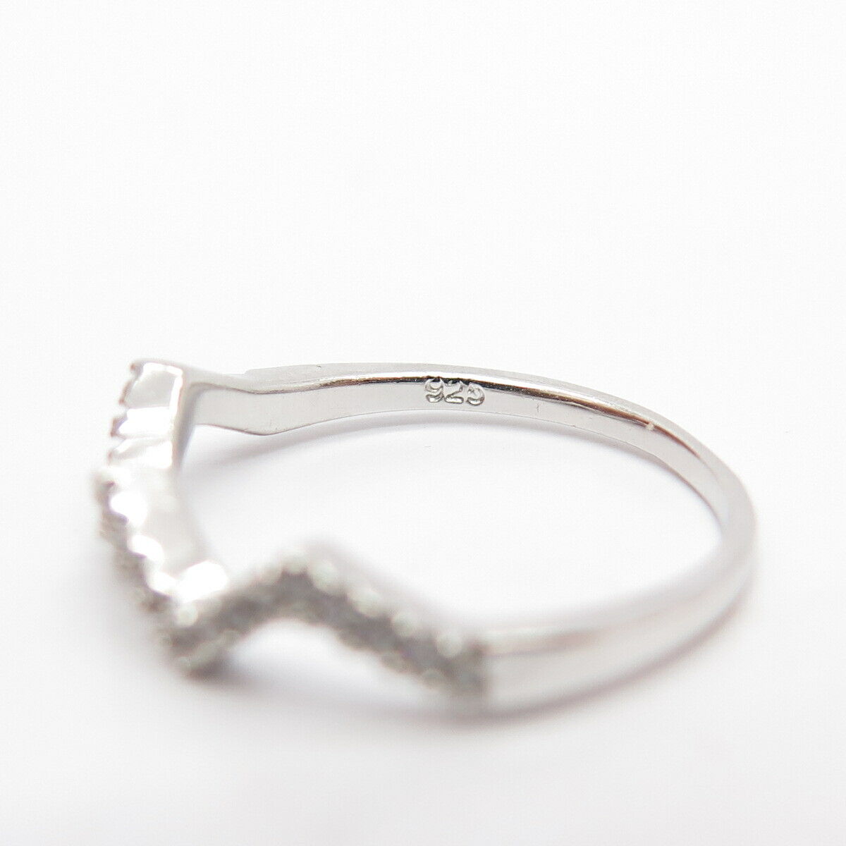 925 Sterling Silver C Z Wavy Ring Size 6