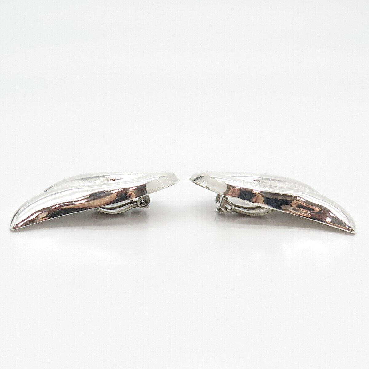 925 Sterling Silver Vintage Mexico Ribbed Clip On Earrings