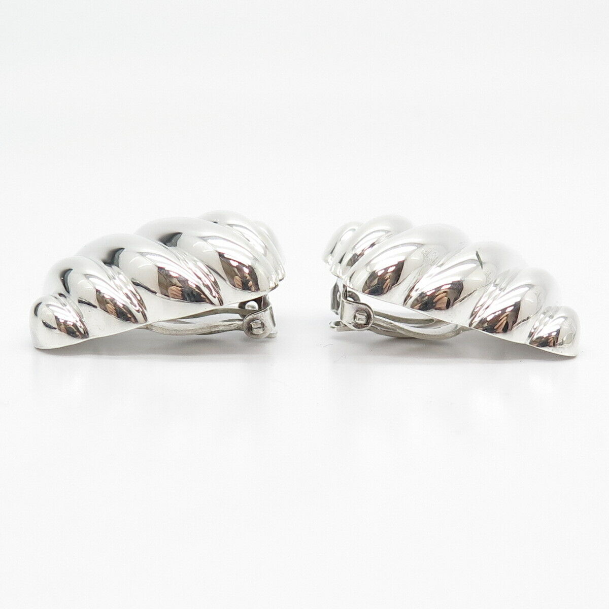 925 Sterling Silver Vintage Bayanihan Ribbed Hollow Clip On Earrings