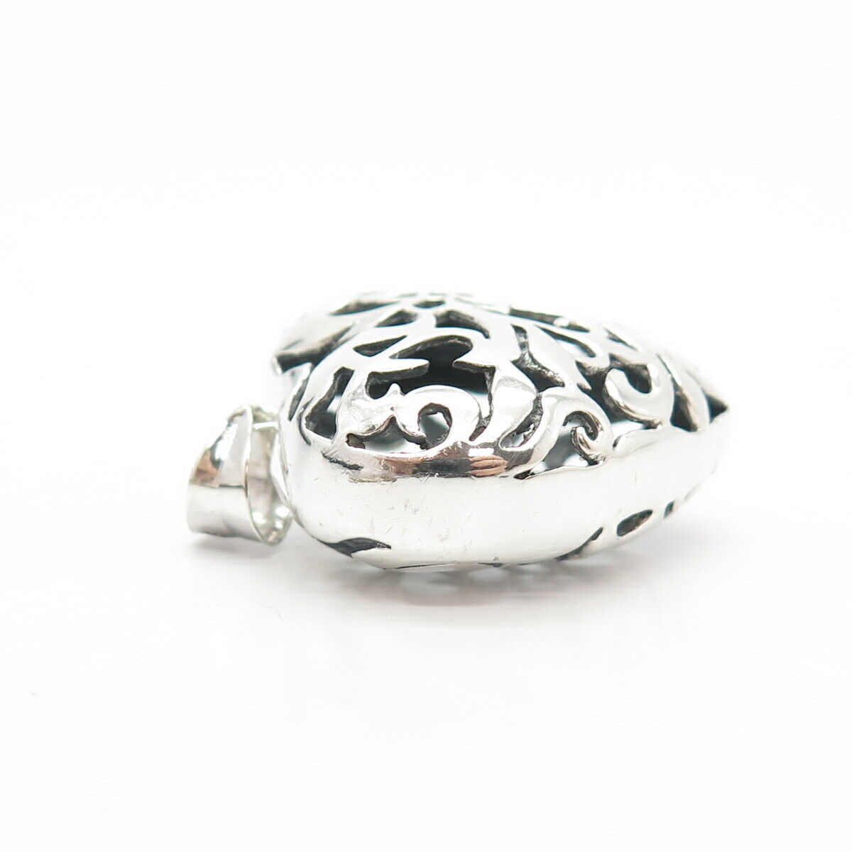 925 Sterling Silver Vintage Ornate Heart Pendant