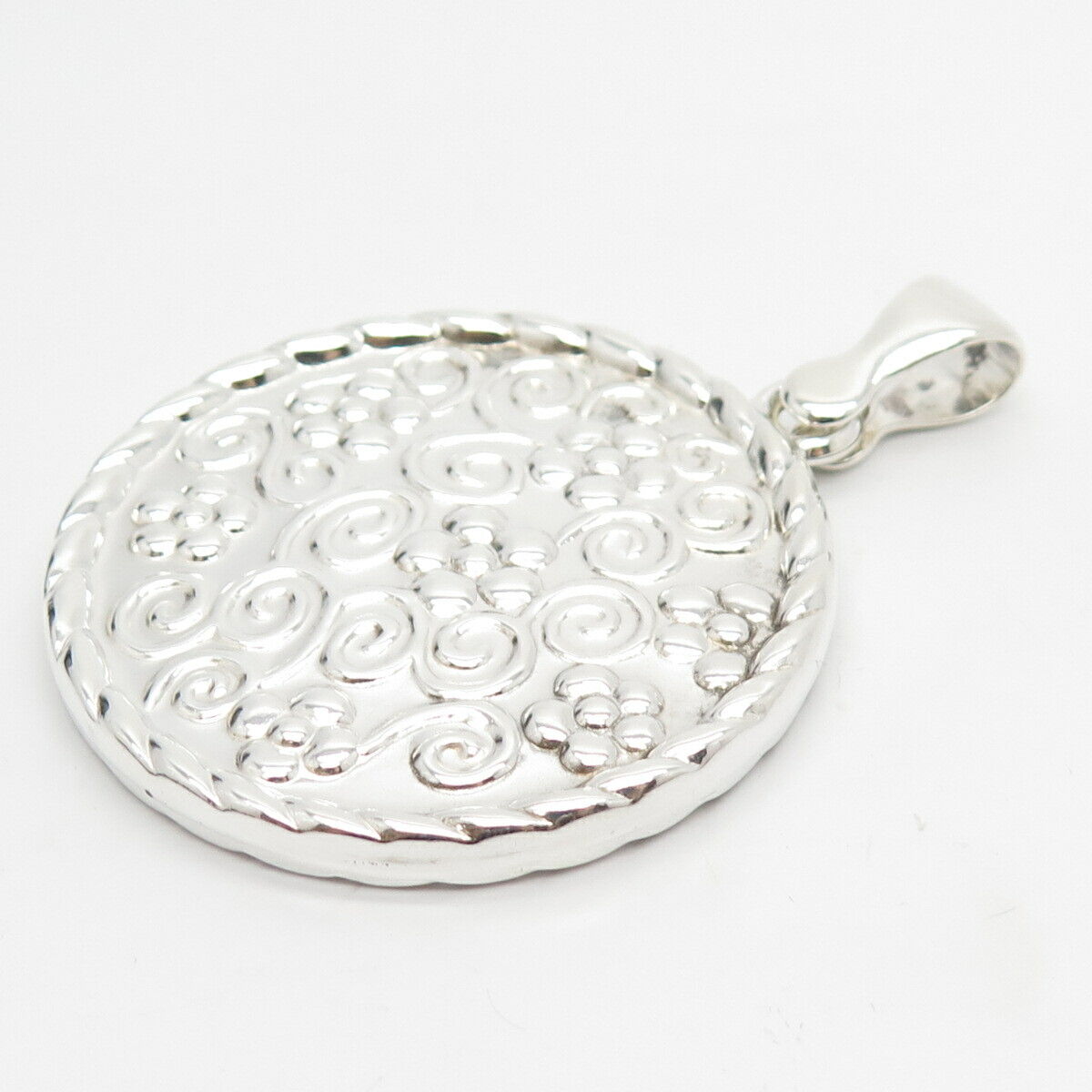 925 Sterling Silver Vintage Italy Floral Ornate Round Pendant