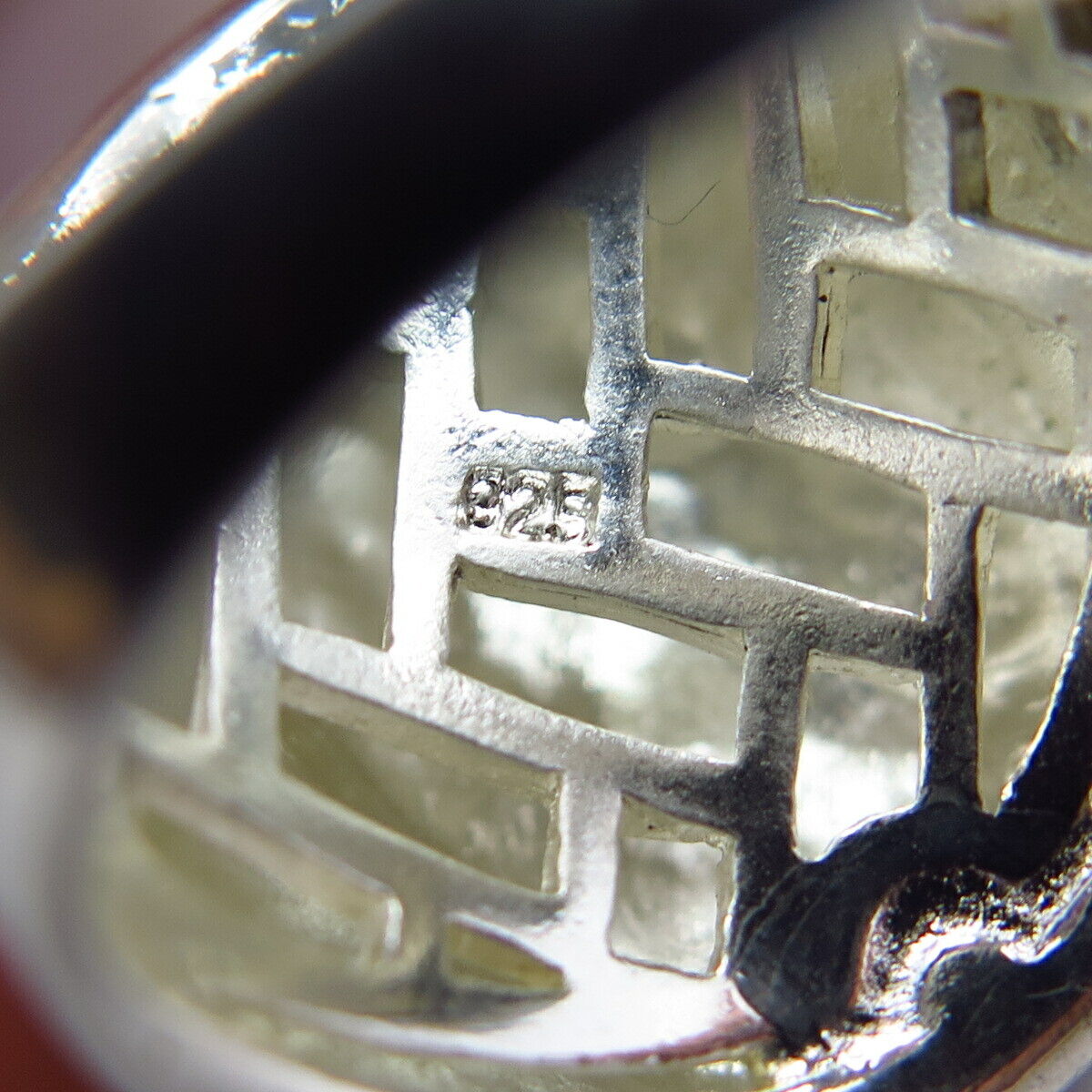 925 Sterling Silver 2-Tone Hammered Finish Ring Size 6 3/4