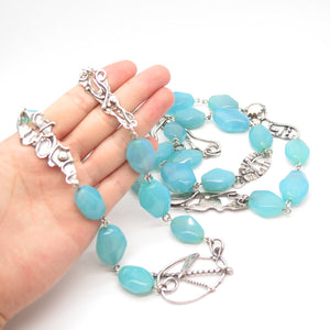 Descriptive image text