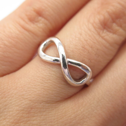 925 Sterling Silver Infinity Ring Size 6 1/4