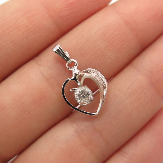 925 Sterling Silver Vintage Round-Cut C Z Heart Pendant