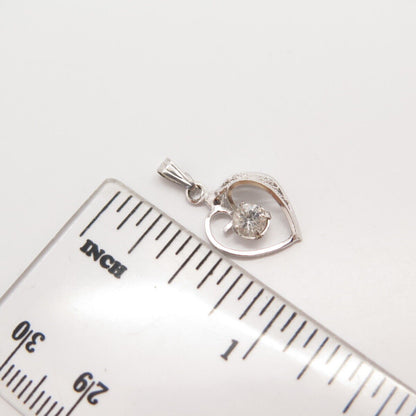 925 Sterling Silver Vintage Round-Cut C Z Heart Pendant