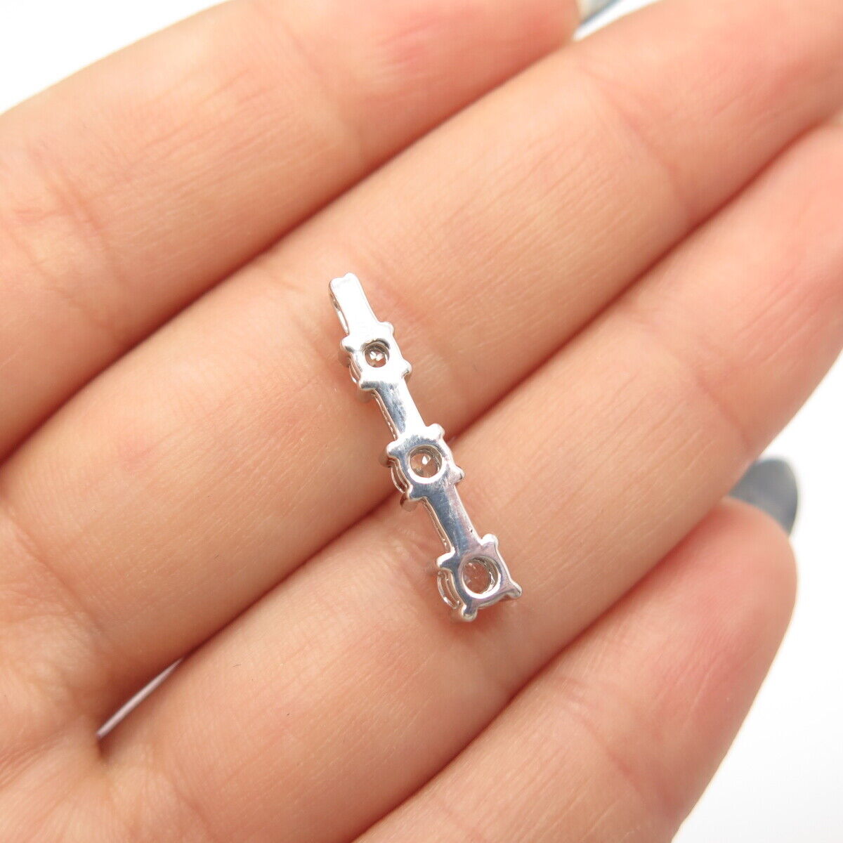 925 Sterling Silver Vintage C Z Wand Slide Pendant