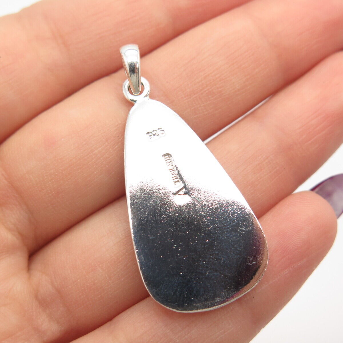 925 Sterling Silver Real Mother-of-Pearl & Black Onyx Gemstone Pendant